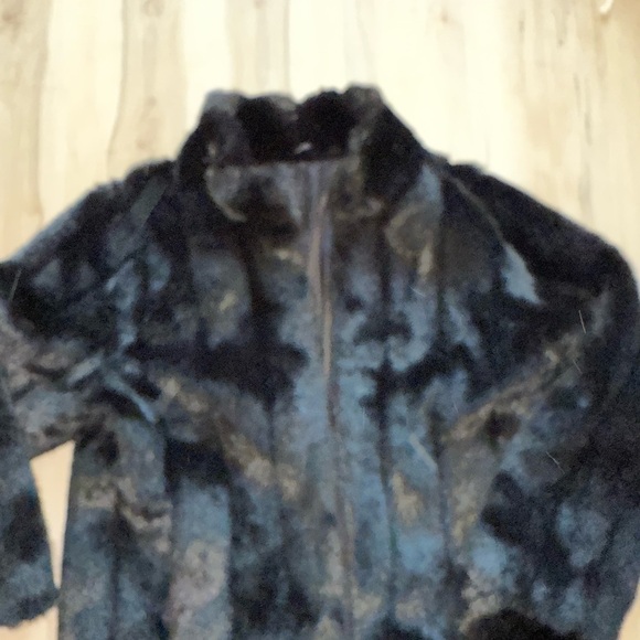Elegant Black Faux Fur Jacket fits like a large - Picture 2 of 5